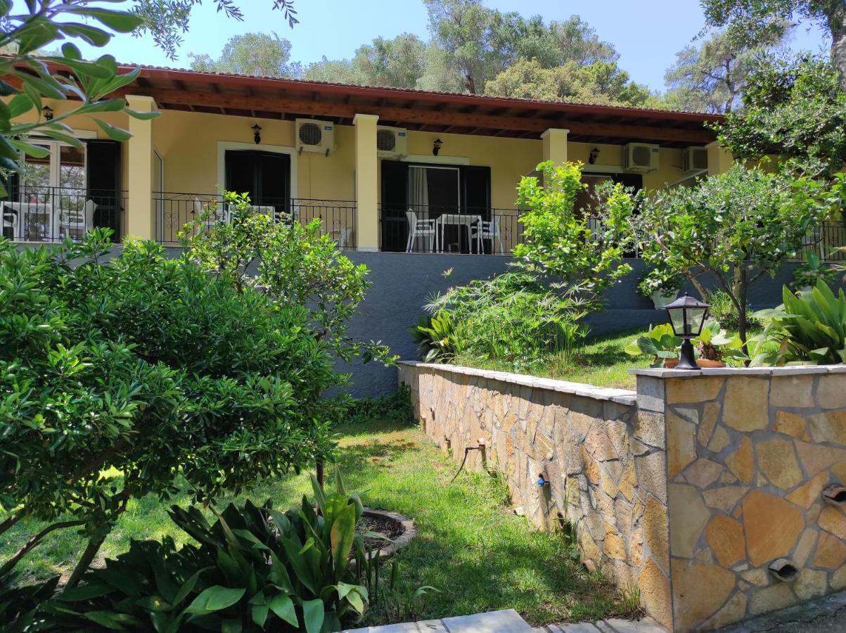 ליאפאדס Villa Eleni - Studios מראה חיצוני תמונה